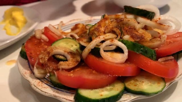 Mukbang Обжор Мукбанг Я поел ртом сосиски элитные и корейская лапша со спец-соусом