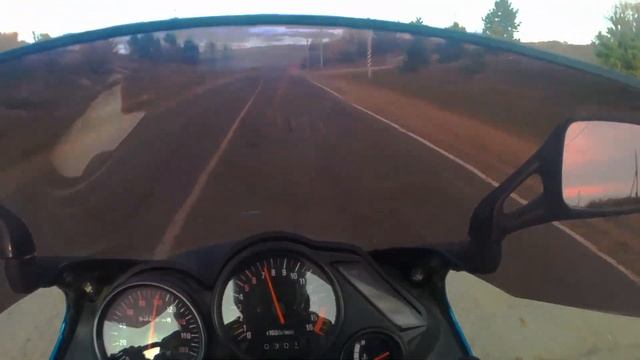 ПОКАТУШКА НА КАВАСАКИ ЗЗР 250 (KAWASAKI ZZR 250!!) смотреть онлайн