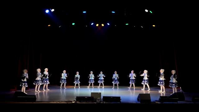 523 Детская танцевальная группа ”Яблоко” Валенки смотреть онлайн