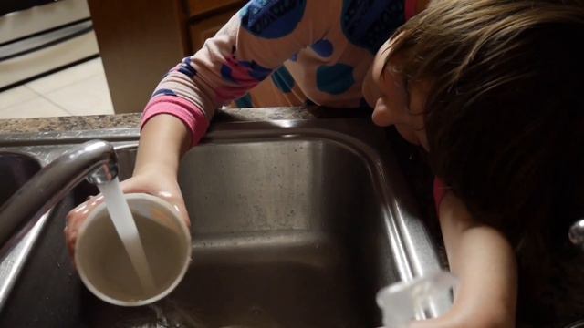 Her Personal Water Park | How We Make That Paper | Fathering Autism Vlog #49.5 смотреть онлайн