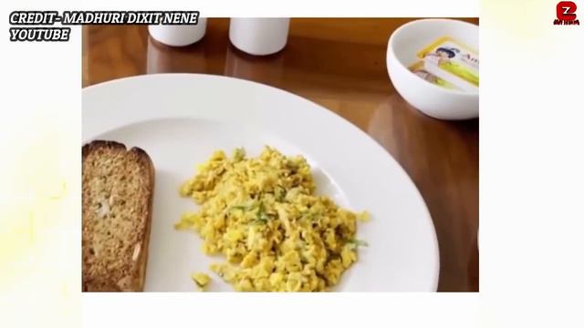 Madhuri Dixit shared her Diet Plans, Diet Secrets and Workout Routines with her Fans смотреть онлайн