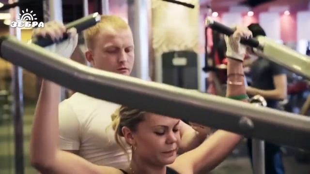 Кирилл Мельников - персональный тренер тренажерного зала смотреть онлайн