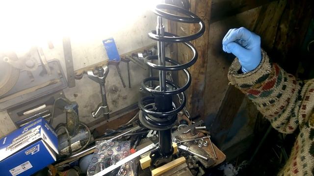 Замена задних пружин и амортизаторов Chevrolet Lacetti универсал смотреть онлайн