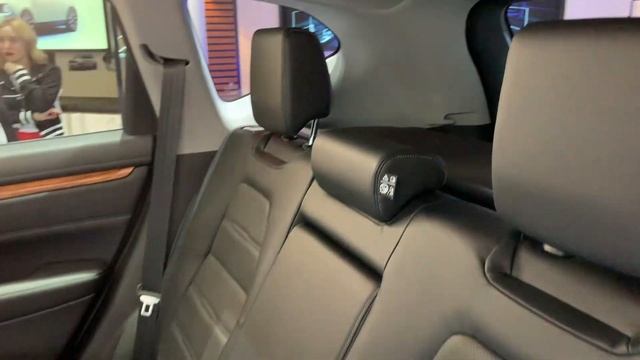 Honda CR V vs Nissan Qashqai смотреть онлайн