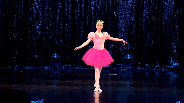 «Вариация Редисочки из балета «Чипполино» смотреть онлайн