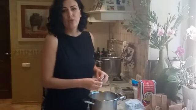 Пасхальные куличи ~ Часть первая ~ Делаем опару смотреть онлайн