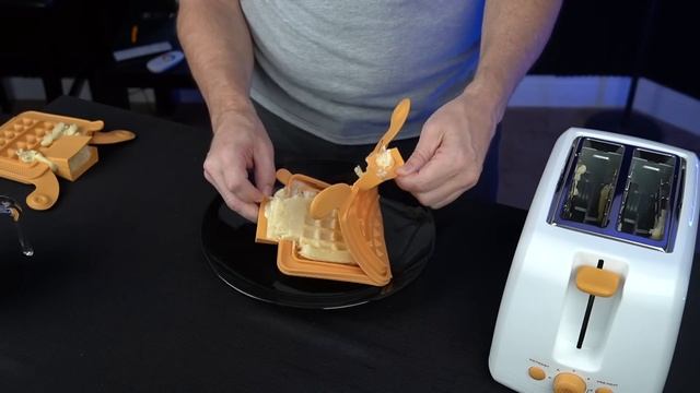 This Waffle Toaster is a Mess! смотреть онлайн