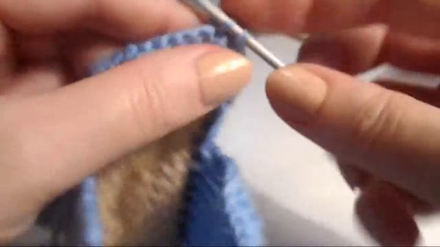 Как связать крючком пинетки сандалии Часть 2 из 3 смотреть онлайн