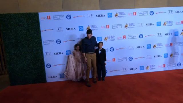Red Carpet Frenzy смотреть онлайн