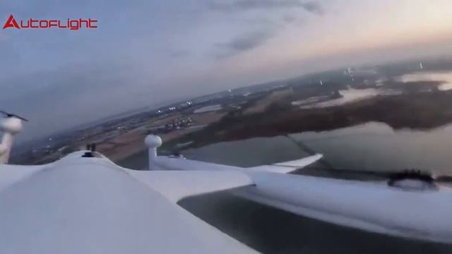 Первое видео полёта своего нового электрического БПЛА (eVTOL) под названием V400 Albatross.