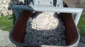 Щековая дробилка своими руками готова к работе/ Покраска/ Камень  и Щебенка.