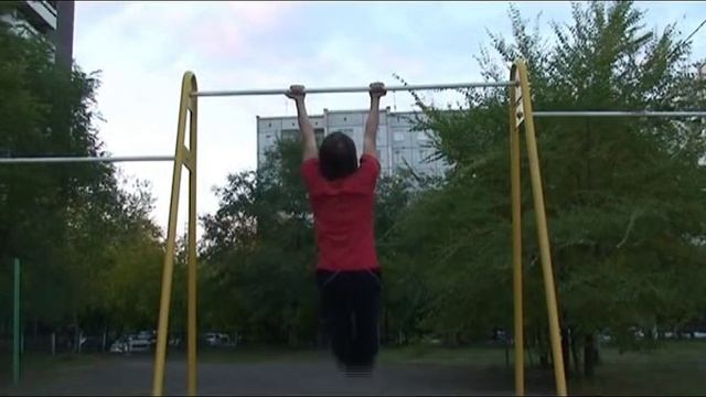 Выворот лопаток с углом - выворотность плечей на турнике - Pike Stretch On The Bar