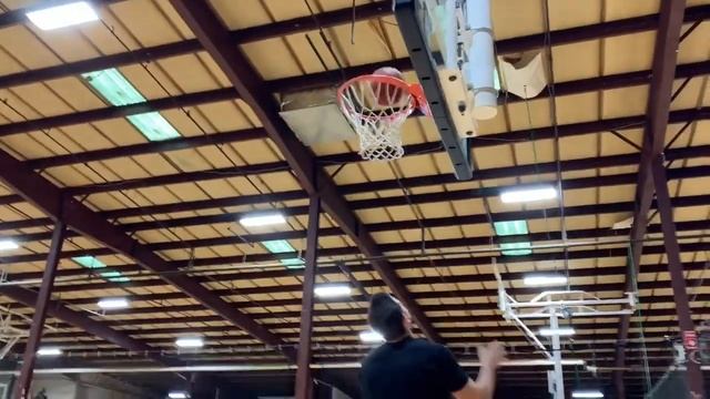 Veer Finish Breakdown | Basketball Finishing Move смотреть онлайн