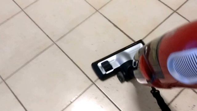 Recensione Rowenta RH7943WA Powerline Bagless Scopa Elettrica, Rosso смотреть онлайн