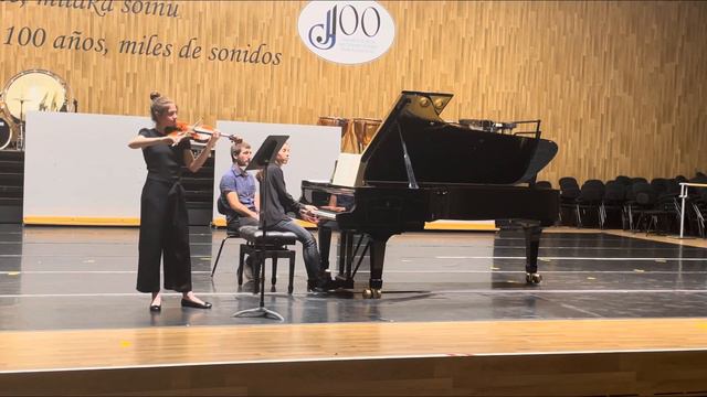 Grieg Violin Sonata No.1 in F Major (mvt 1) - Aiala Etxebarria & Katalin Madariaga смотреть онлайн
