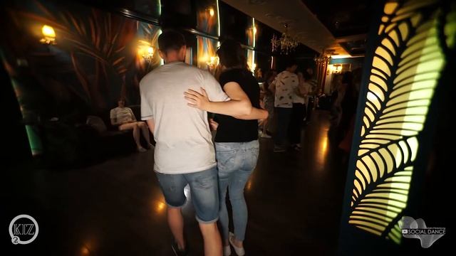 Kizz TWIX | 12-13 июня 2021 |
Вечеринка 12 июня смотреть онлайн