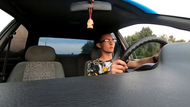 Какой-то тип гонит по трассе на SUBARU с горящим чеком смотреть онлайн без регитсрации и СМС смотреть онлайн