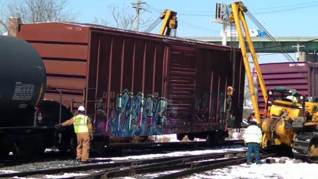 CSXT Train Derailment In South Philadelphia 2014!! Part 4-2/11/14 смотреть онлайн
