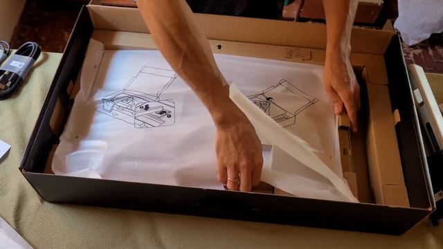 Unboxing Monitor Dell 24 Ultrasharp u2422h. смотреть онлайн