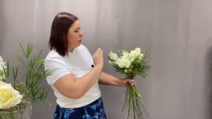Раскидистый букет невесты в садовом стиле