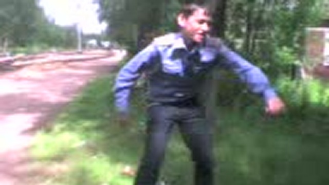 Зажигает, хорошая версия смотреть онлайн