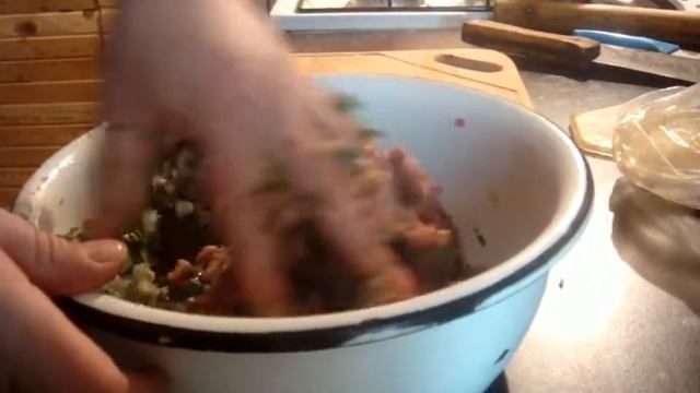 хинкалы, очень очень вкусные, с превосходного фарша смотреть онлайн