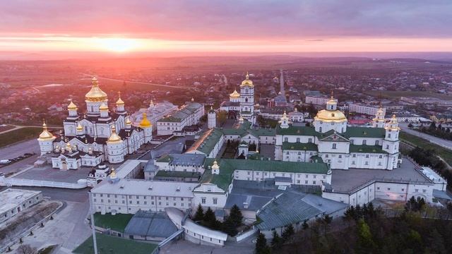 ?Сугубая ектиния. Братский Хор Свято Успенской Почаевской Лавры смотреть онлайн