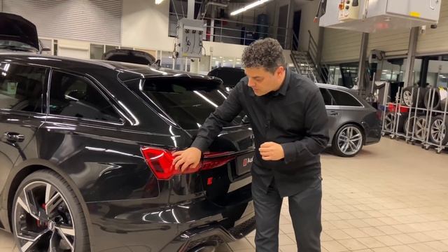 Dit is de dikste Audi RS6 die mogelijk is | Sjoerds Weetjes #171 смотреть онлайн