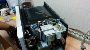 НЕ ВКЛЮЧАЕТСЯ СВЧ ПЕЧЬ Samsung MS23K3513