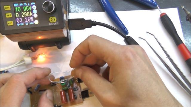 Ставим мосфеты, полевые транзисторы взамен биполярных на электронный трансформатор. Часть 1 смотреть онлайн