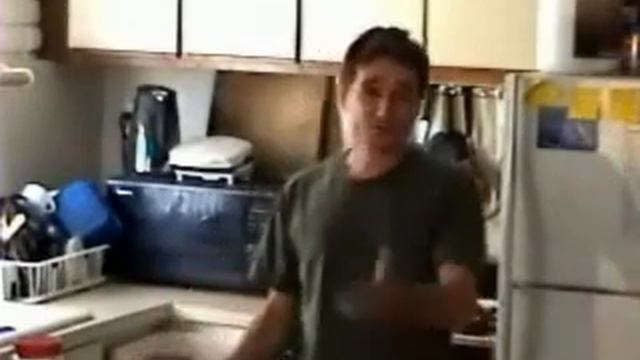 бомж. Монолог о том, как меня обчистил местный бомж. смотреть онлайн