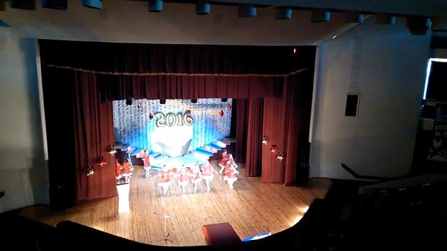 Лучшая подруга выступает с танцем !!! смотреть онлайн