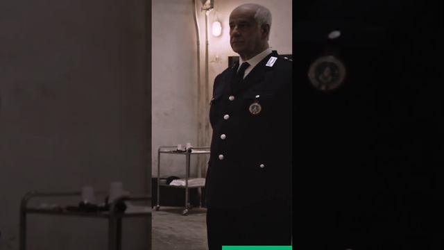 Ariaferma, regia di Leonardo Di Costanzo, con Silvio Orlando, Toni Servillo, Salvatore Striano 💙 смотреть онлайн