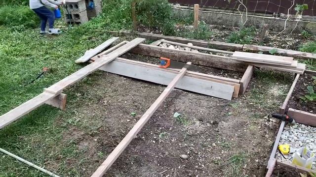 #Влог / Именины Новороссийска/ Вдвоём с сыном/ Он всегда рядом даже когда мастерю на участке смотреть онлайн