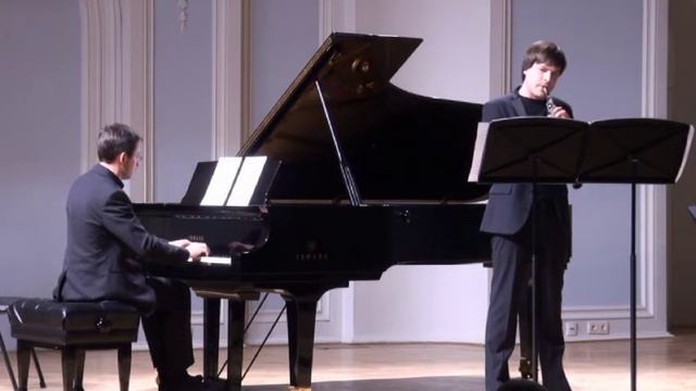 Lutoslawski: Epitaph for Oboe and Piano смотреть онлайн