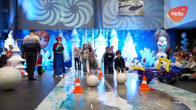 Зимняя сказка в дилерском центре Porcshe смотреть онлайн