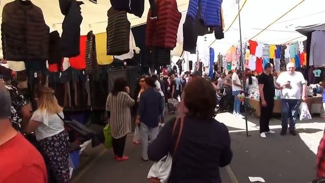 Вещи за сущие копейки. Рынок в Ларе - радость шопоголика смотреть онлайн