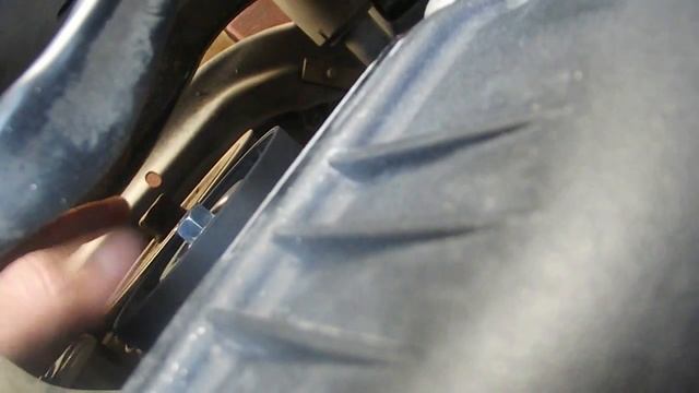 Kia Ceed замена Приводного ремня навесного оборудования .Замена ролика натяжителя Киа Сид смотреть онлайн