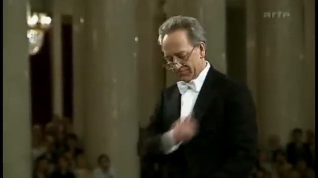 Д.Шостакович - «Праздничная увертюра» смотреть онлайн