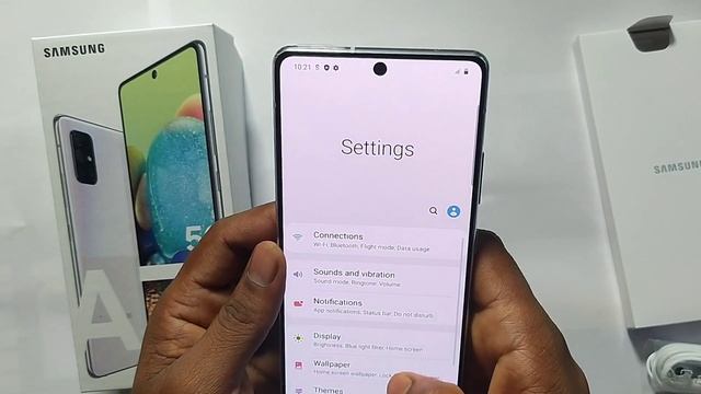 Samsung Galaxy A71 5G Unboxing | Silver Colour. смотреть онлайн
