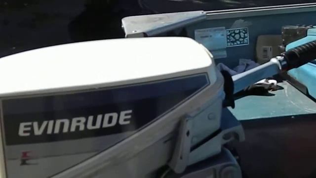 15hp Evenrude outboard смотреть онлайн