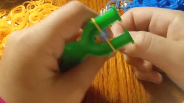 Это видео про колечко с браслетом из бисера. Мой тг Dostupno prosto i kruto смотреть онлайн