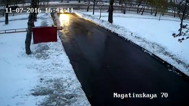 Протаранил Шлагбаум смотреть онлайн