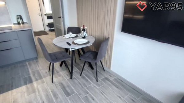 Трейлер YAR95