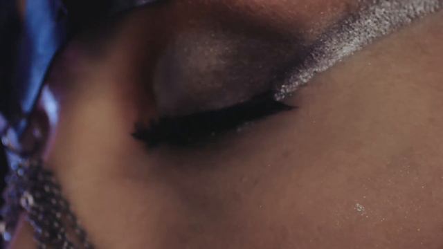 MILENA DEINEGA-SENI SEVIYORUM (English version) смотреть онлайн