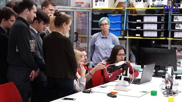 В Твери работает детский технопарк "Кванториум" смотреть онлайн