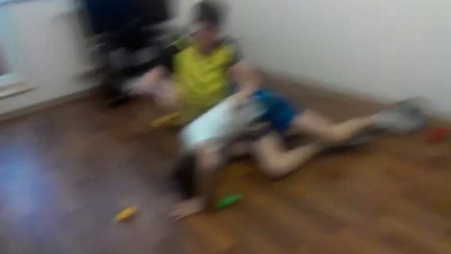 Отпусти!! Айайай, прямо в рот. смотреть онлайн