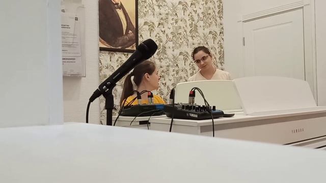 Урок вокала. Распевки смотреть онлайн