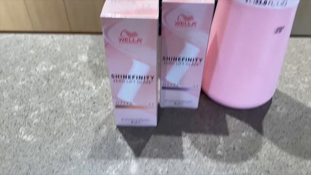 SHINEFINITY Glaze Service on Virgin Hair смотреть онлайн