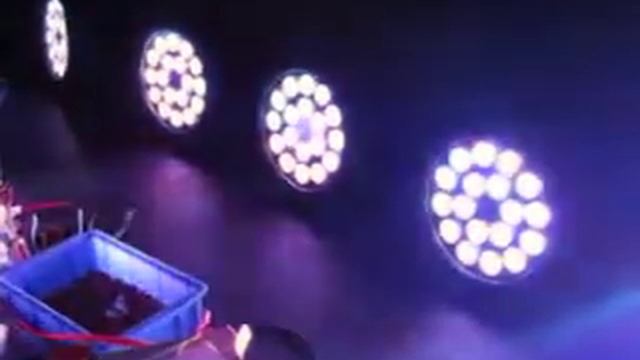 18*3W RGB 3 in 1 Waterproof LED Par Light Led Par64 Disco Light DJ Stage Light Led Light смотреть онлайн